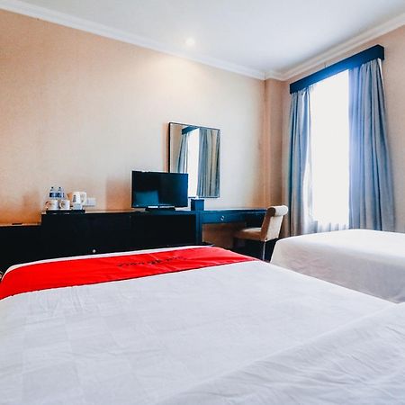 Reddoorz Premium @Jalan Jendral Sudirman Palembang Hotel Екстериор снимка
