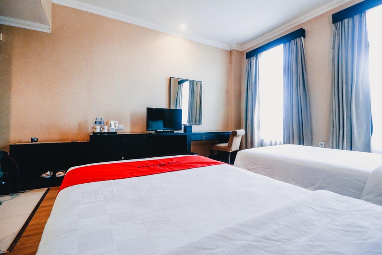 Reddoorz Premium @Jalan Jendral Sudirman Palembang Hotel Екстериор снимка